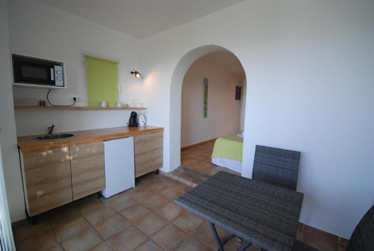 Aloasis Bed & Breakfast Grimaud Exterior photo