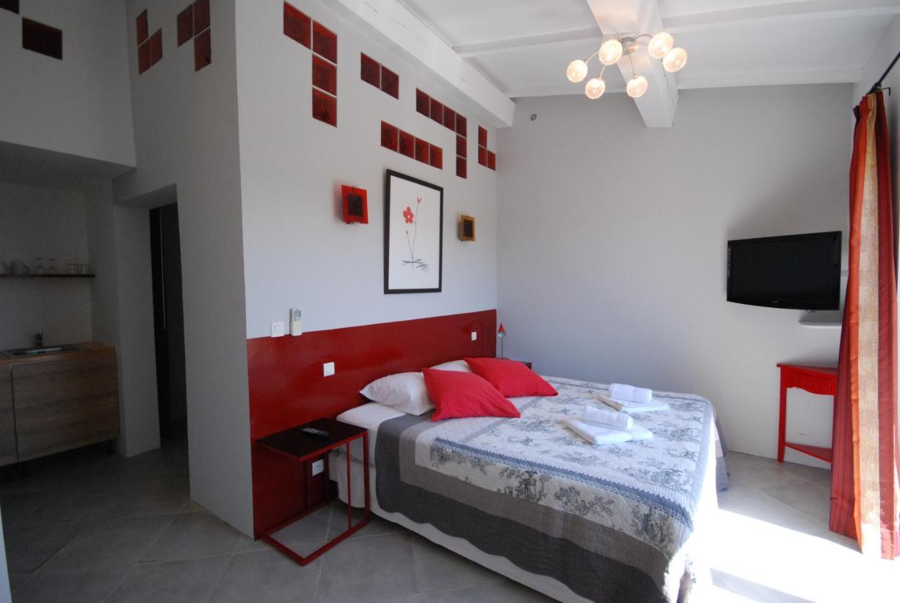Aloasis Bed & Breakfast Grimaud Exterior photo